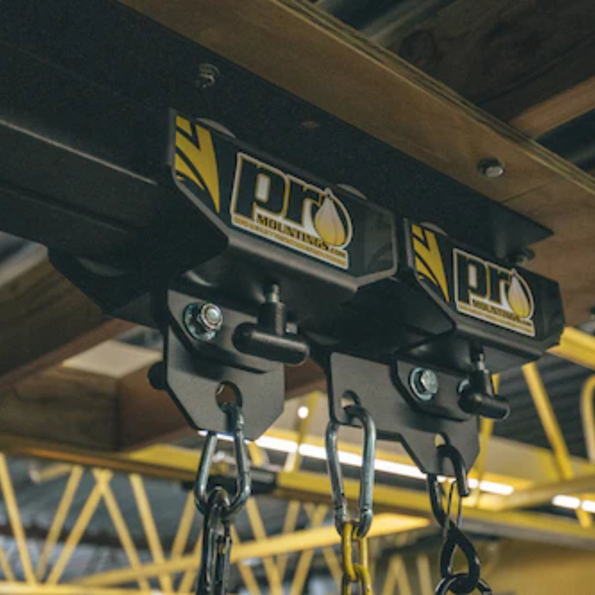 Pro Mountings IB-010R I-Beam Roller Mount at Bytomic Trade and Wholesale