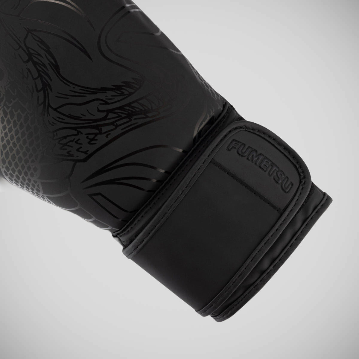 Fumetsu Anaconda Boxing Gloves Black/Black at Bytomic Trade and Wholesale