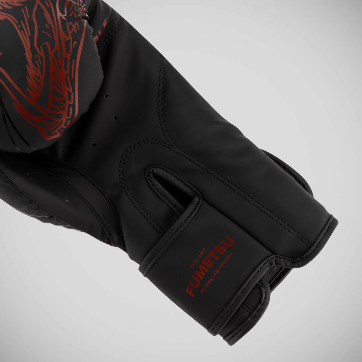 Fumetsu Anaconda Boxing Gloves Black/Red at Bytomic Trade and Wholesale