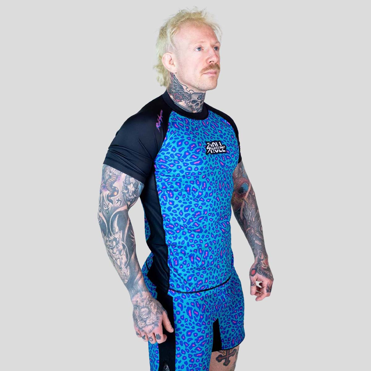 Roll Supreme The Butcher Short Sleeve Rash Guard Blue/Pink at Bytomic Trade and Wholesale
