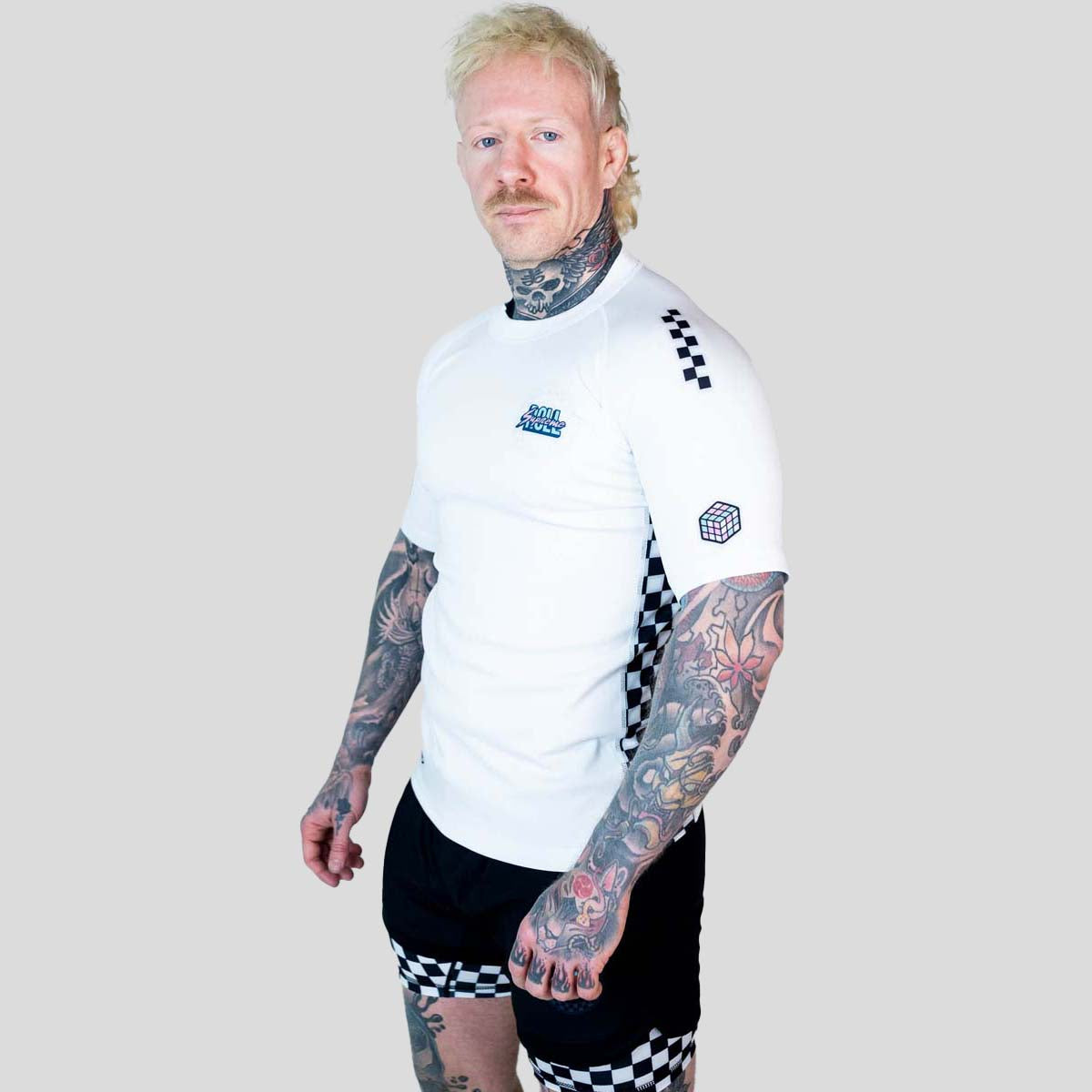 Roll Supreme The Finisher Short Sleeve Rash Guard White/Black at Bytomic Trade and Wholesale