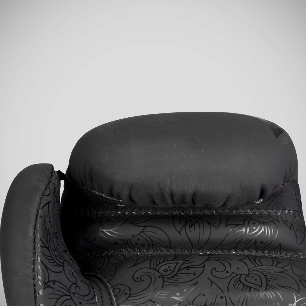 Top Ten Nong Han Boxing Gloves Black/Gold at Bytomic Trade and Wholesale