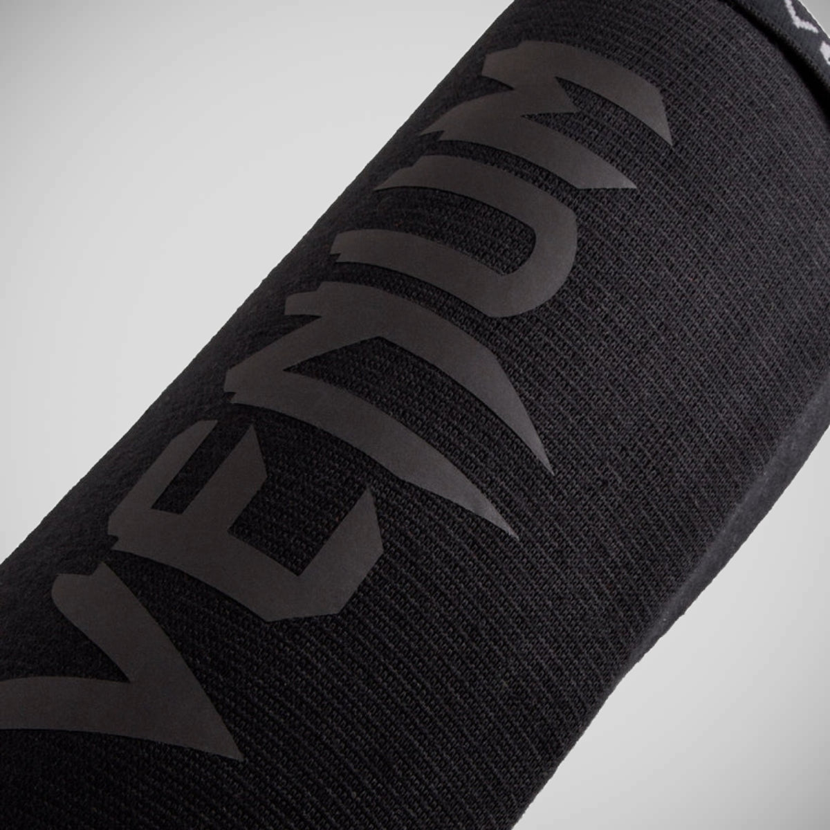 Venum Kontact Shin Guards Black/Black at Bytomic Trade and Wholesale