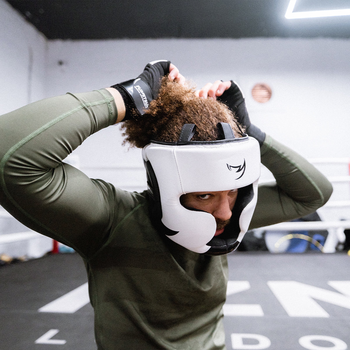 Fumetsu Ghost S3 Head Guard White/Black/Grey at Bytomic Trade and Wholesale