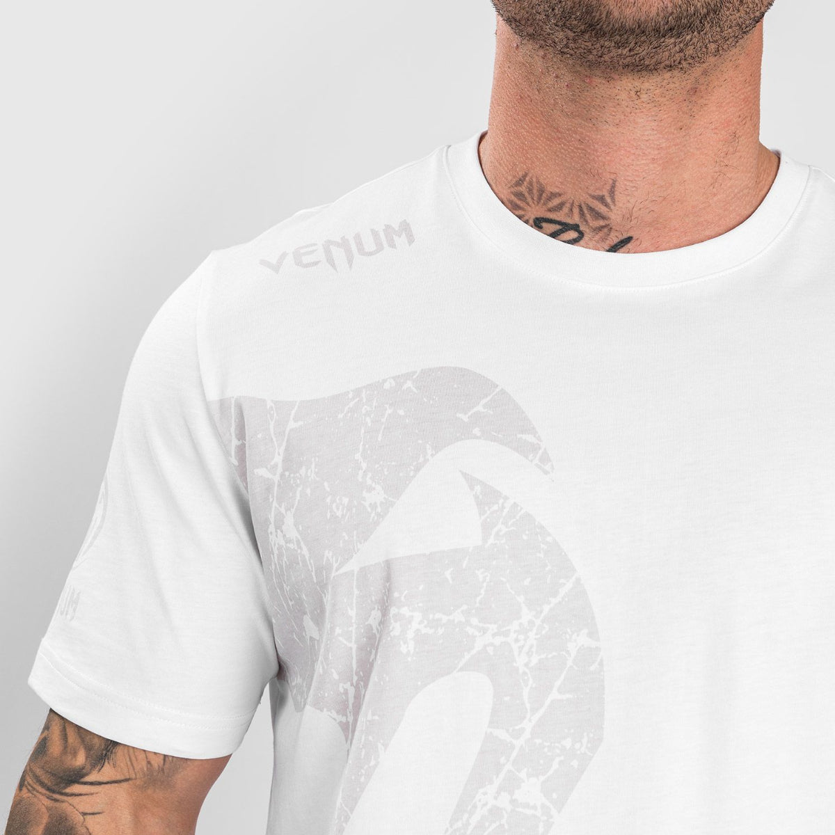 White Venum Giant T-Shirt at Bytomic Trade and Wholesale