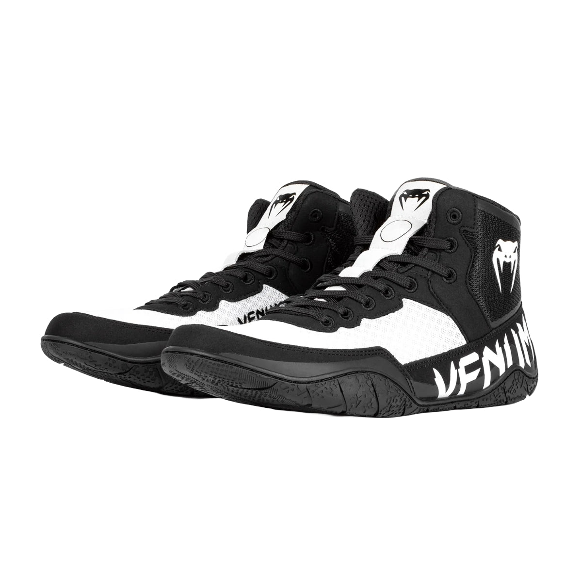Black/White Venum Elite Wrestling Shoes at Bytomic Trade and Wholesale