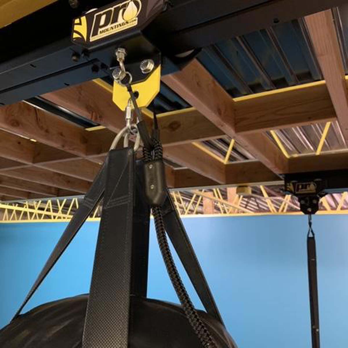 Pro Mountings Spring Plunger Track Combo at Bytomic Trade and Wholesale