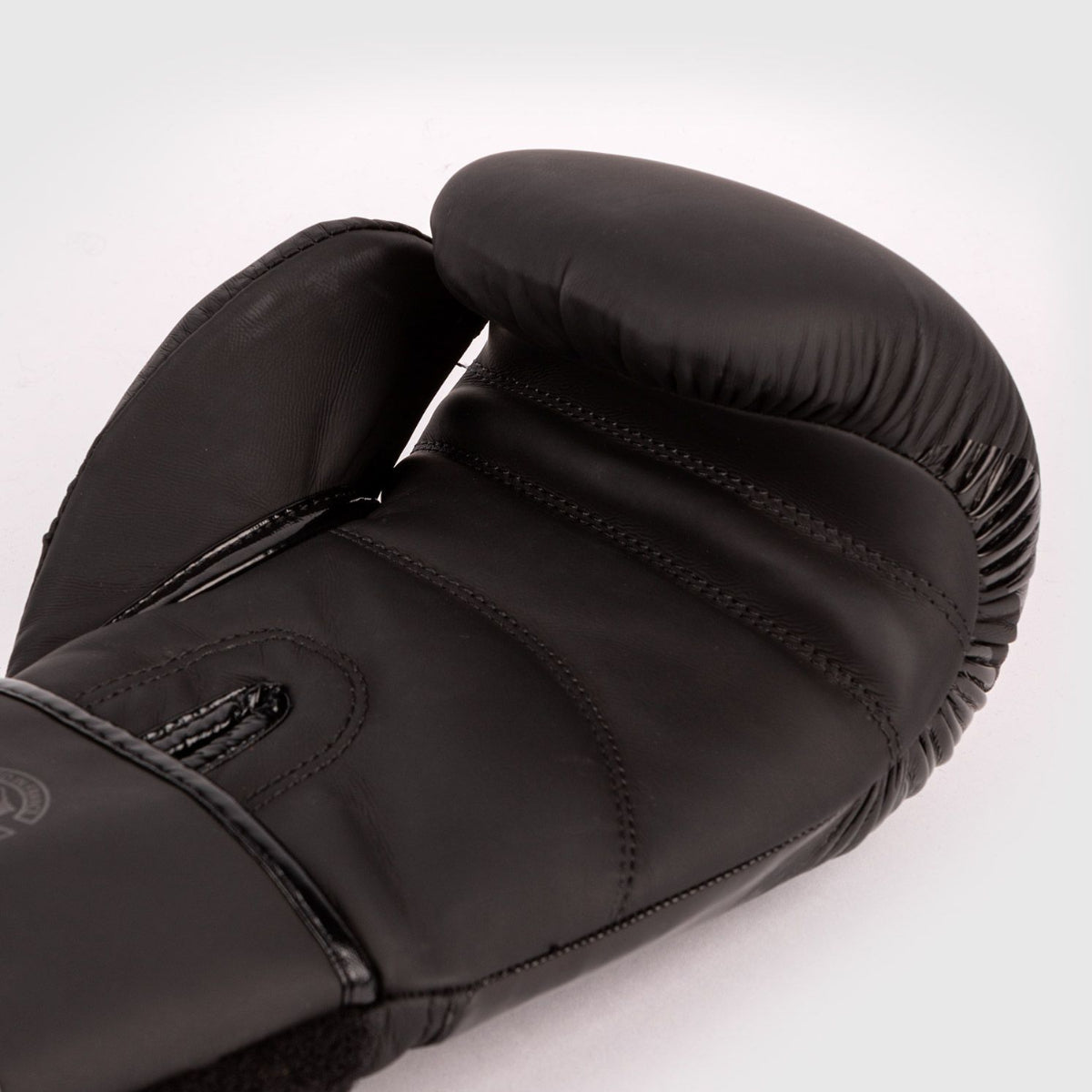 Black/Black Venum Contender 2.0 Boxing Gloves at Bytomic Trade and Wholesale