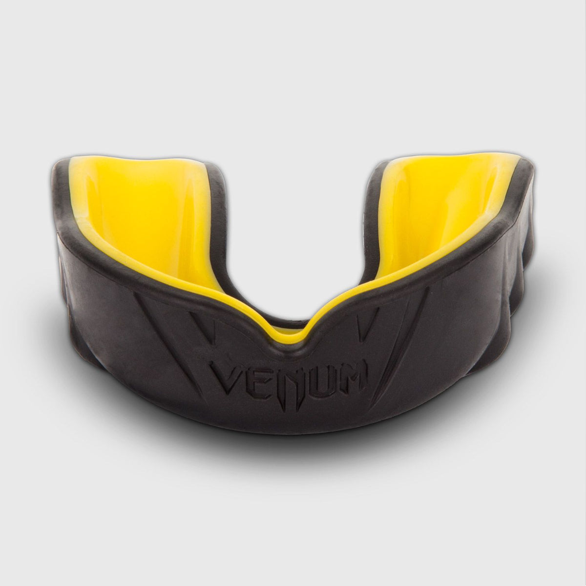 Black/Yellow Venum Challenger Mouthguard at Bytomic Trade and Wholesale