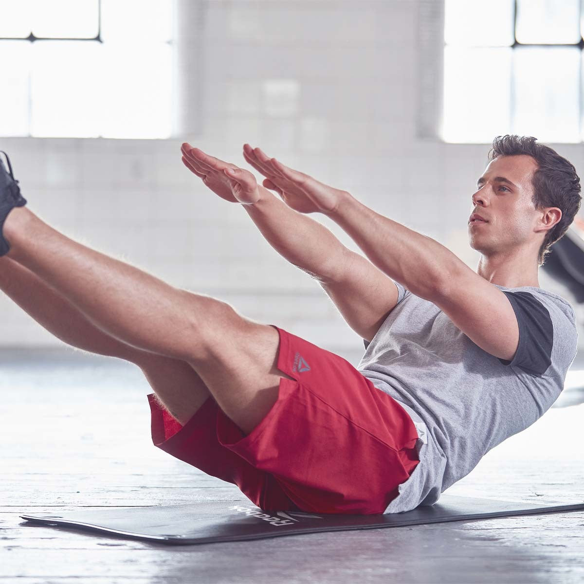 Reebok Studio Mat at Bytomic Trade and Wholesale