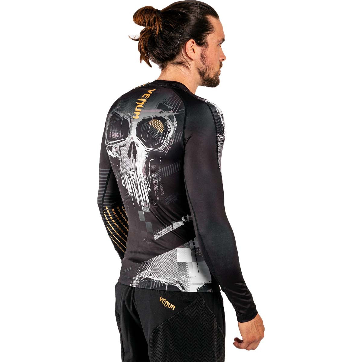 Venum Skull Long Sleeve Rash Guard at Bytomic Trade and Wholesale