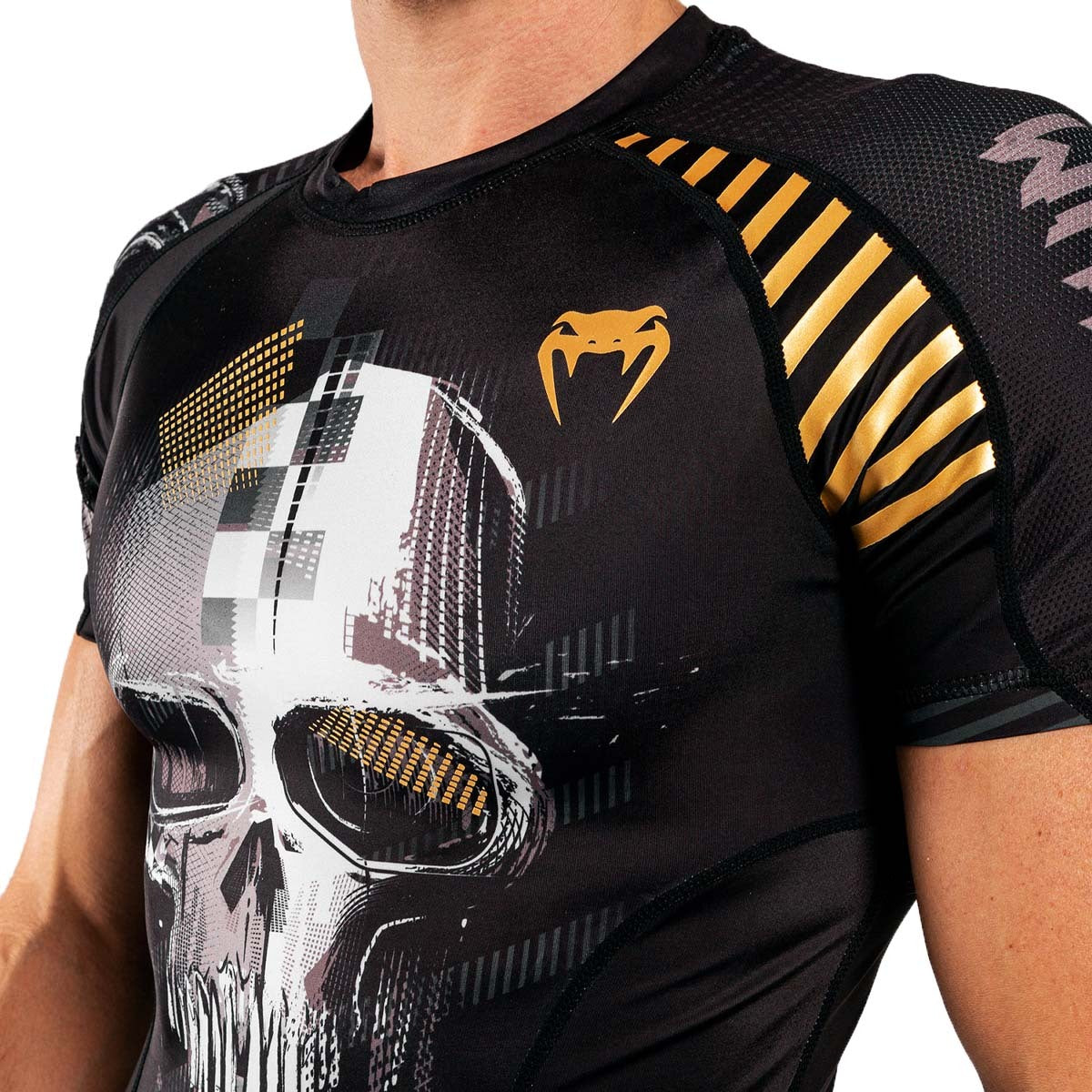 Venum Skull Short Sleeve Rash Guard at Bytomic Trade and Wholesale
