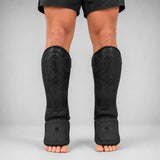 Fumetsu Anaconda Shin/Instep Guards Black/Black Lifestyle 1