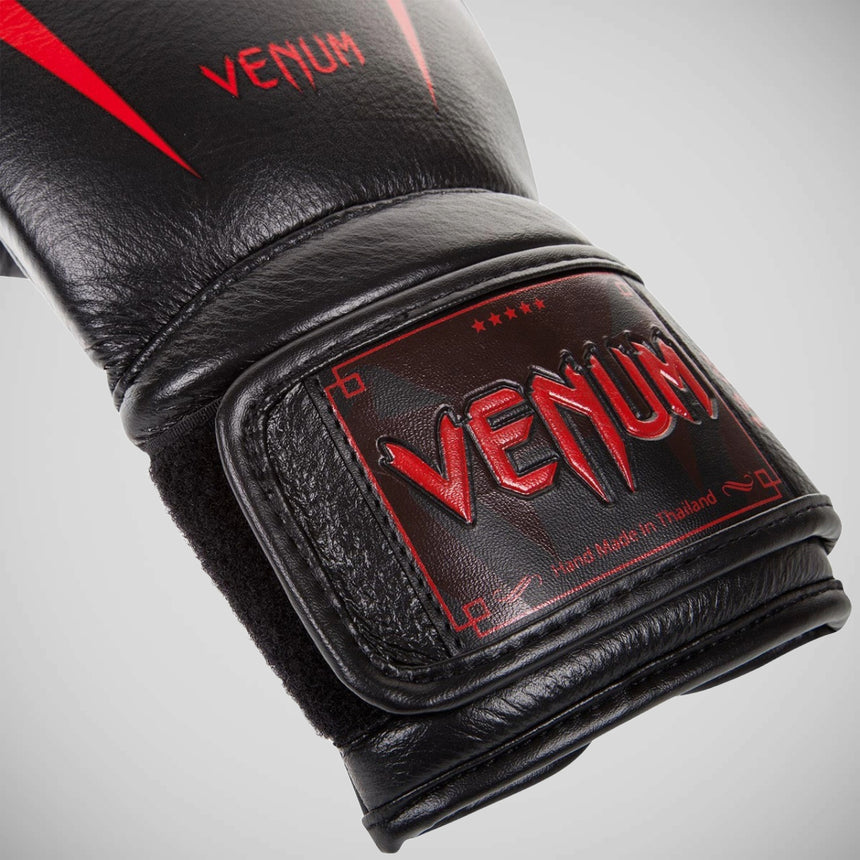 Venum Giant 3.0 Boxing Gloves Black/Red    at Bytomic Trade and Wholesale