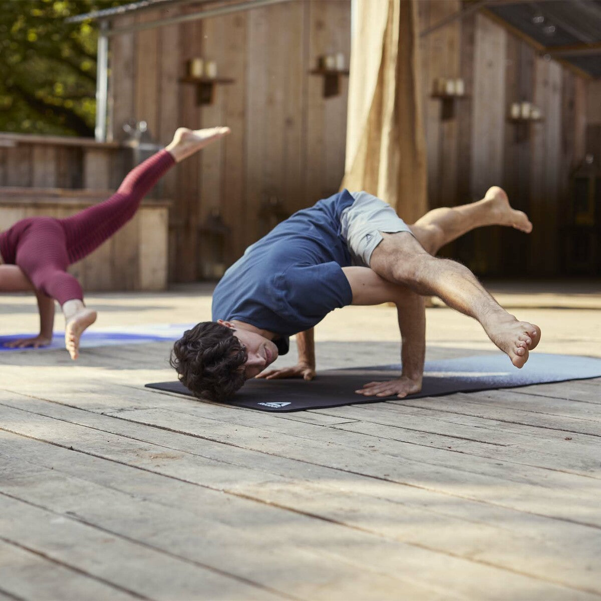 Reebok 4mm Logo Yoga Mat Black    at Bytomic Trade and Wholesale