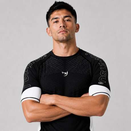 Fumetsu Competitor MK2 Short Sleeve Rash Guard Black/White
