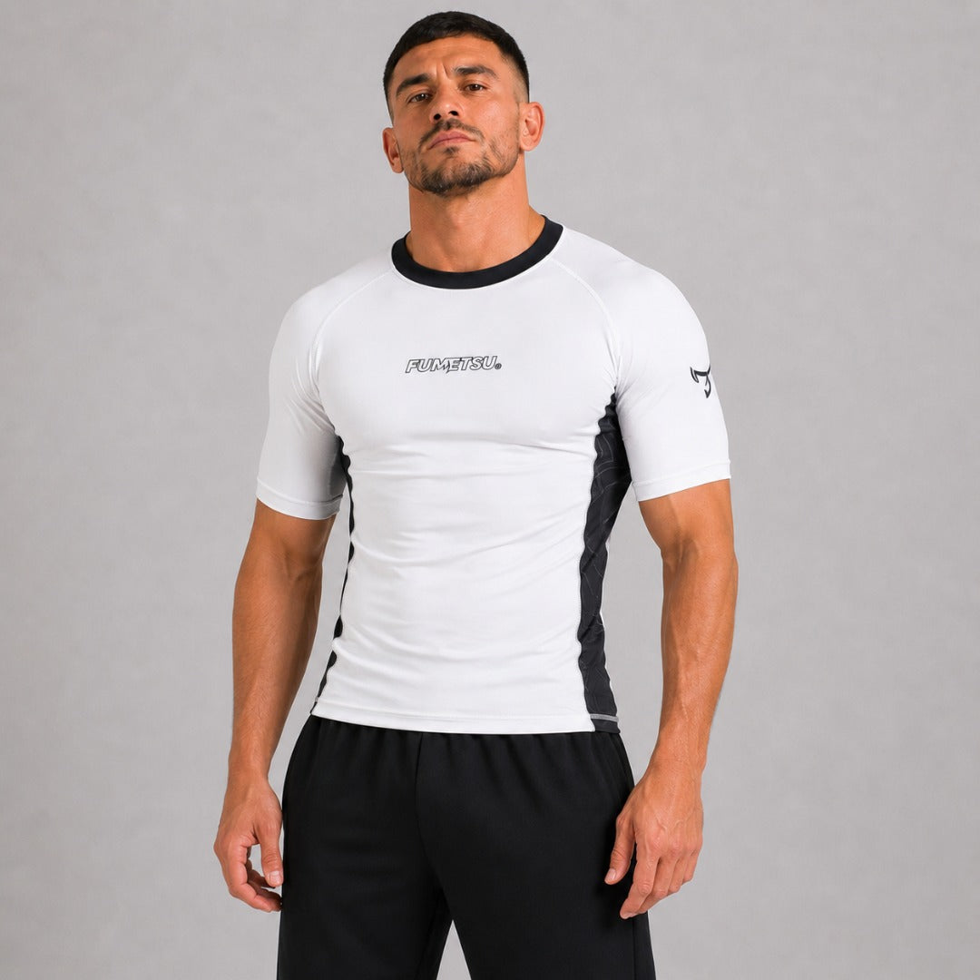 Fumetsu Icon Short Sleeve Rash Guard White/Black