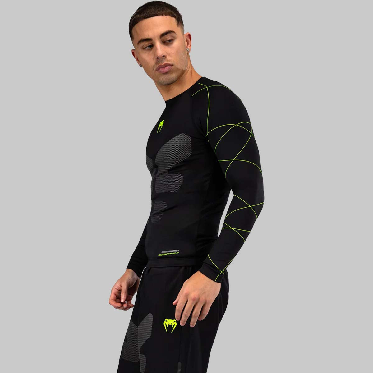 Venum Training Camp 4.0 Long Sleeve Rash Guard Black/Neo Green