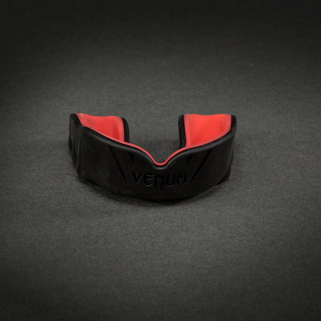 Venum Challenger Mouthguard Black/Corail    at Bytomic Trade and Wholesale
