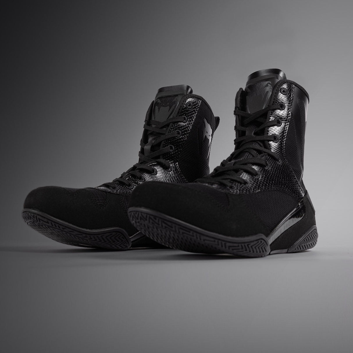 Venum Elite Boxing Shoes Black    at Bytomic Trade and Wholesale