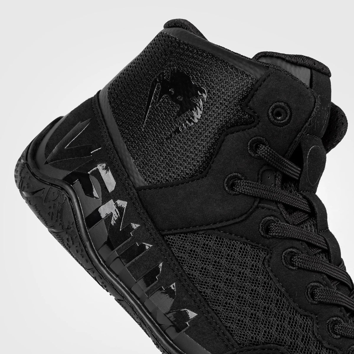 Black/Black Venum Elite Wrestling Shoes    at Bytomic Trade and Wholesale