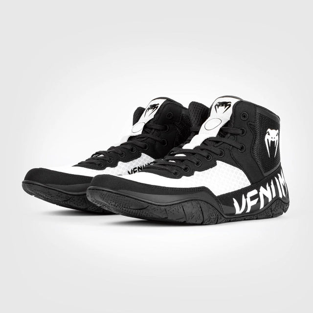 Black/White Venum Elite Wrestling Shoes    at Bytomic Trade and Wholesale
