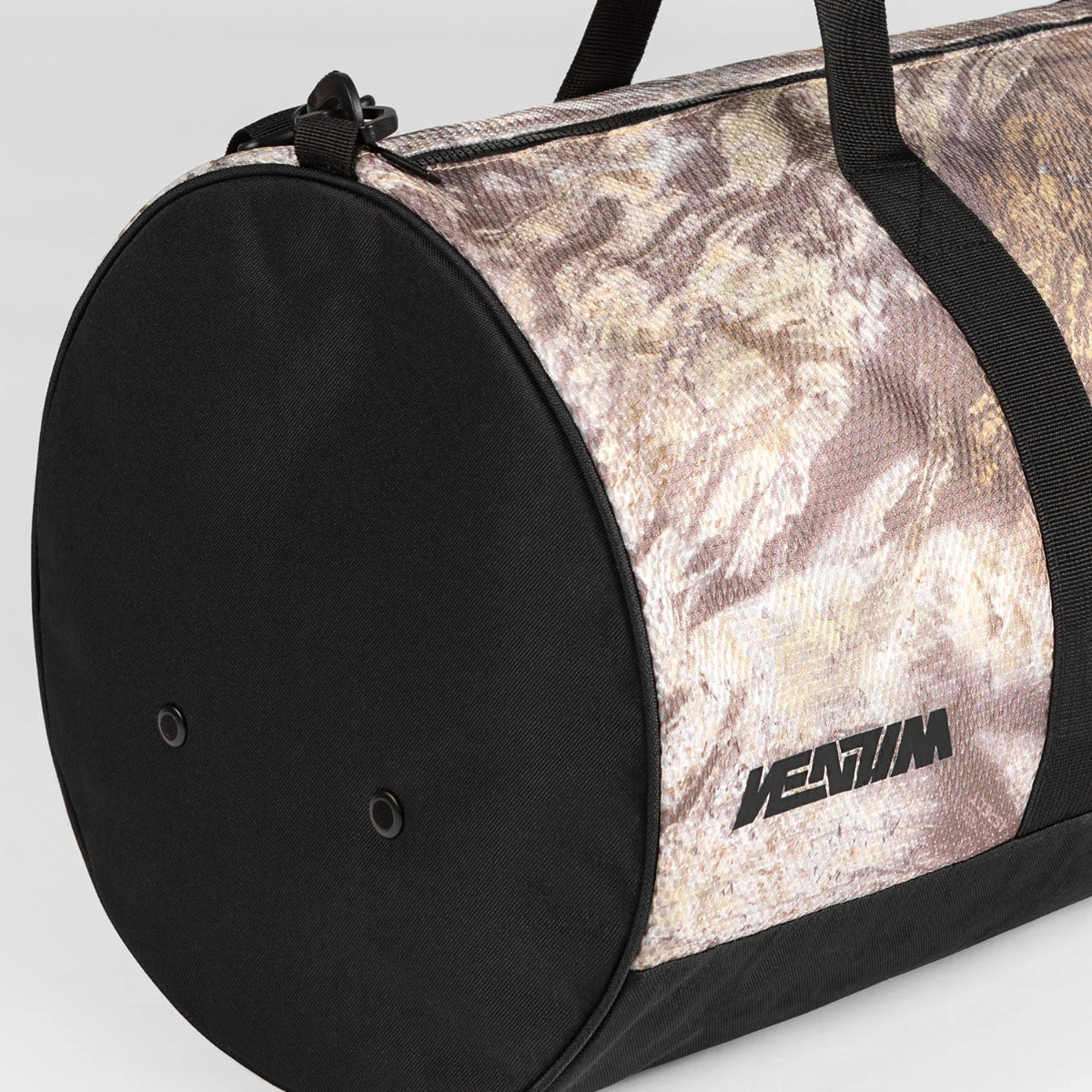 Desert Camo Venum Laser XT Realtree Duffle Bag    at Bytomic Trade and Wholesale