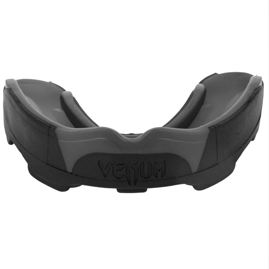 Black/Black Venum Predator Mouth Guard    at Bytomic Trade and Wholesale