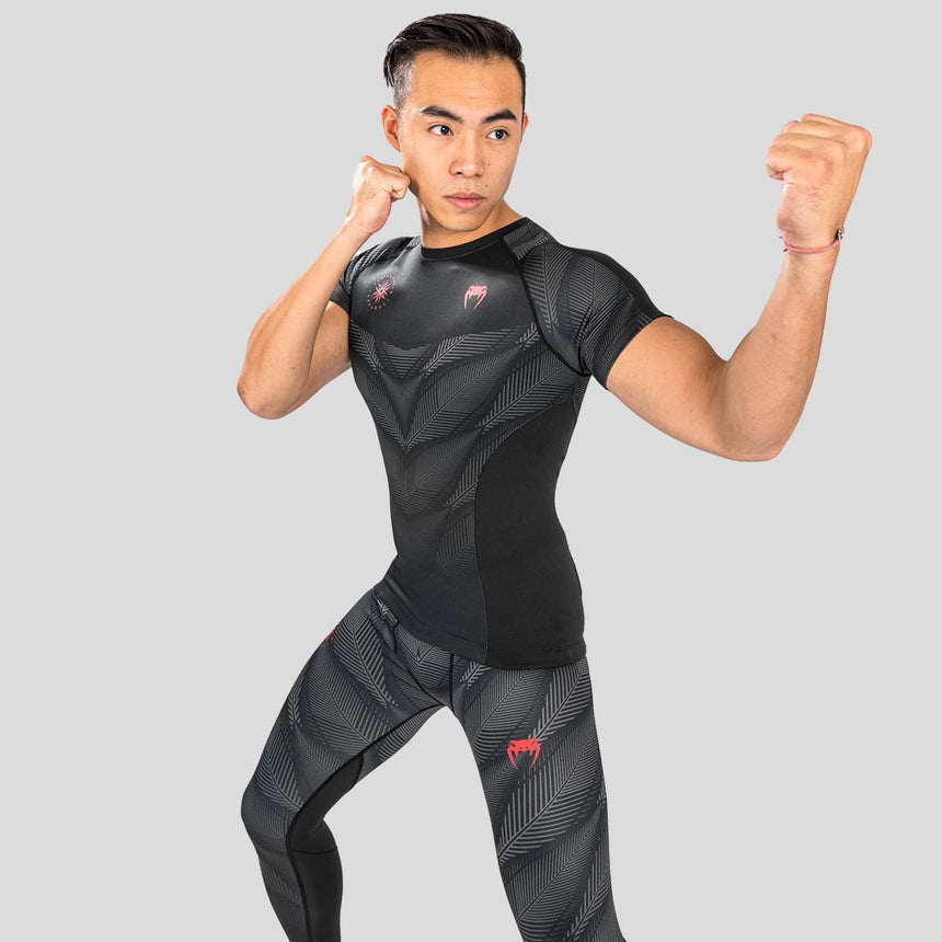 Black/Red Venum Phantom Short Sleeve Rash Guard    at Bytomic Trade and Wholesale