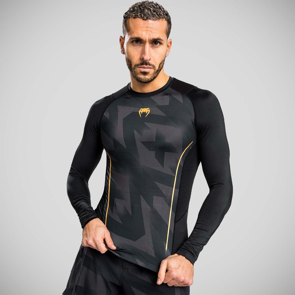 Black/Gold Venum Razor Long Sleeve Rash Guard    at Bytomic Trade and Wholesale